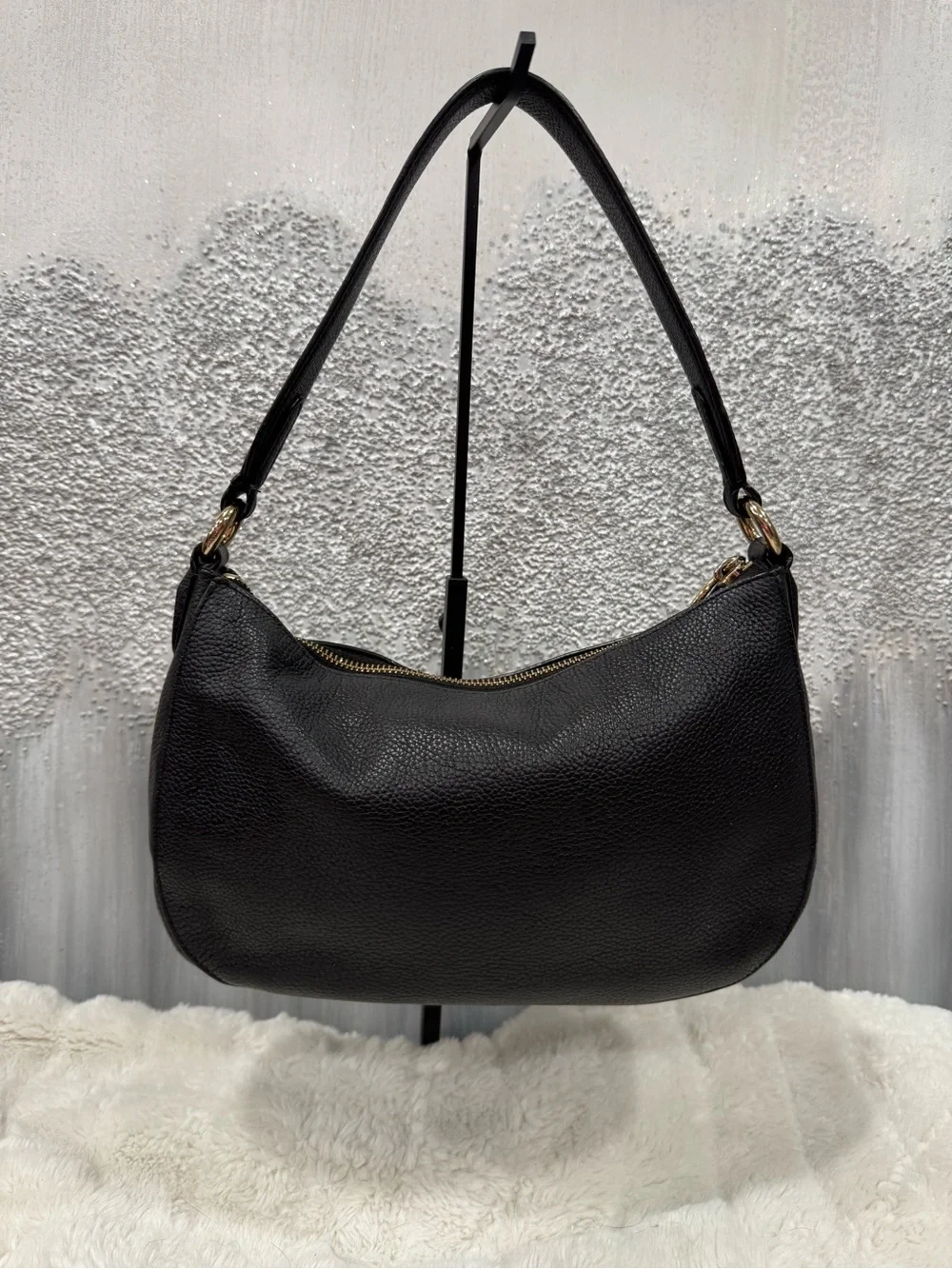 Coach good crossbody